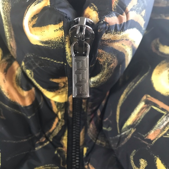 Versace baroccoprint quilted down jacket - Picture 3 of 8